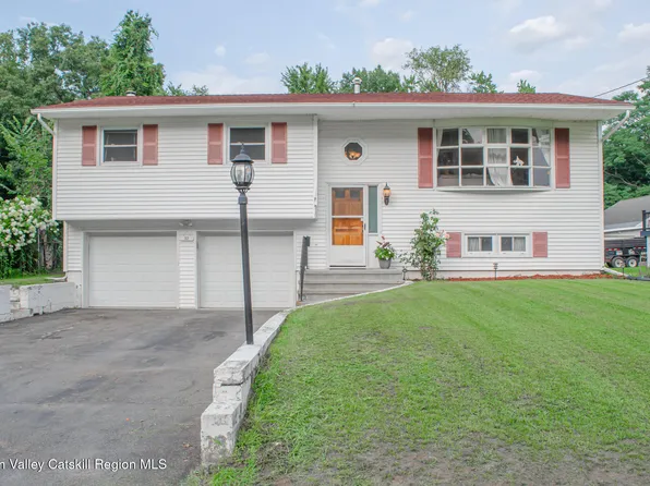 32 Kalina Drive, Saugerties, NY 12477