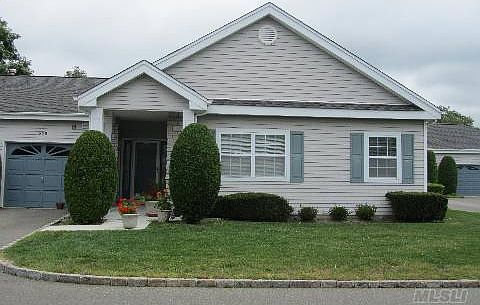 3rd image of 570 Mirror Pond Ct