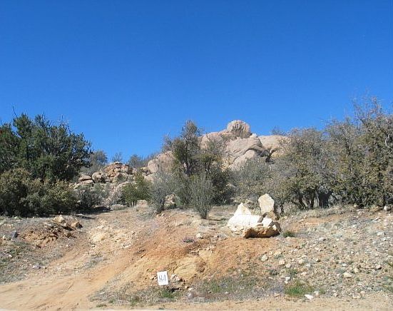 1st image of 2985 La Questa