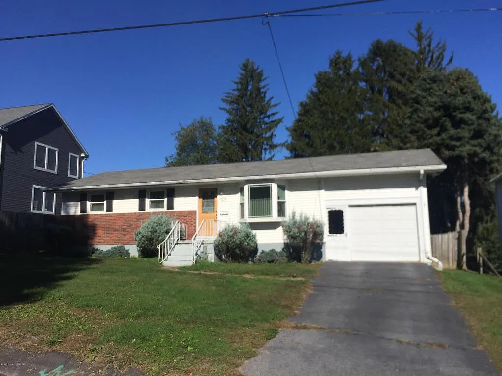 71 Fairview St photo 1