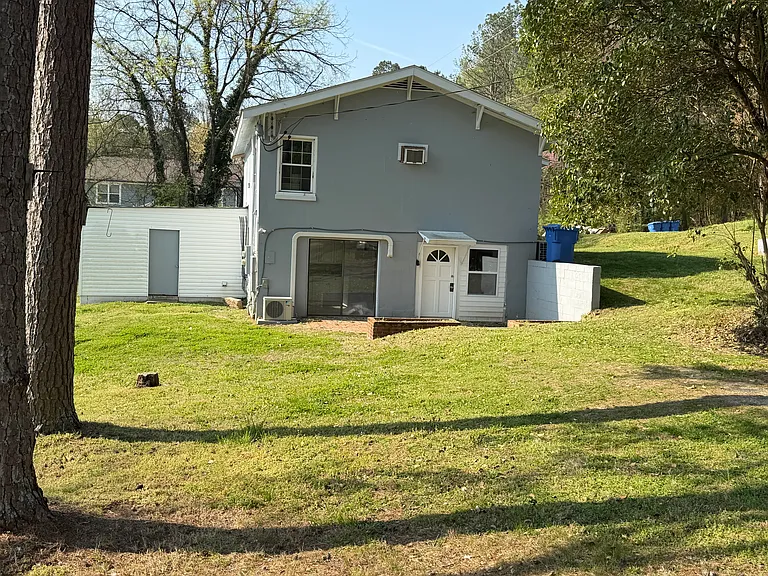 4454 University Dr #B — Photo 10