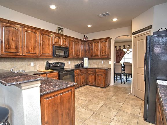 5th image of 7309 White Valley Dr