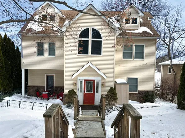 1 Hillside Rd, Denville, NJ 07834