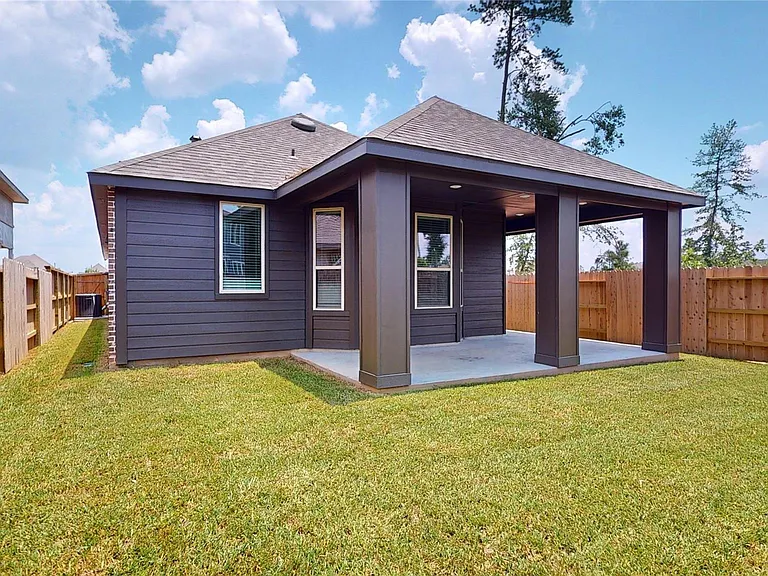 570 Sand Branch Dr — Photo 17