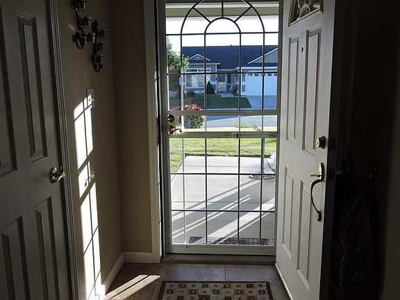 4th image of 12 Wildcat Springs Ct