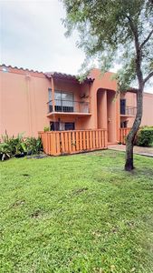 7121 Miami Lakes Dr APT Q8, Hialeah, FL, 33014