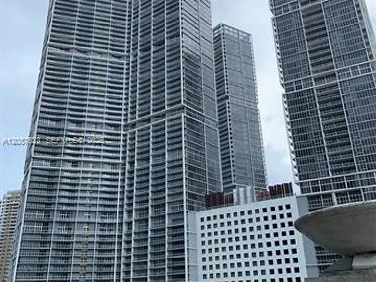 465 Brickell Ave #CU-5304 — Photo 2