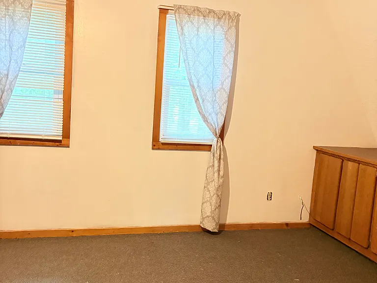 454 Briarwood Ln — Photo 12