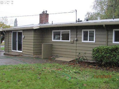 1st image of 210 SE 95th Ave