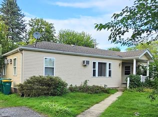 144 Strong Ave, Wheeling, IL 60090