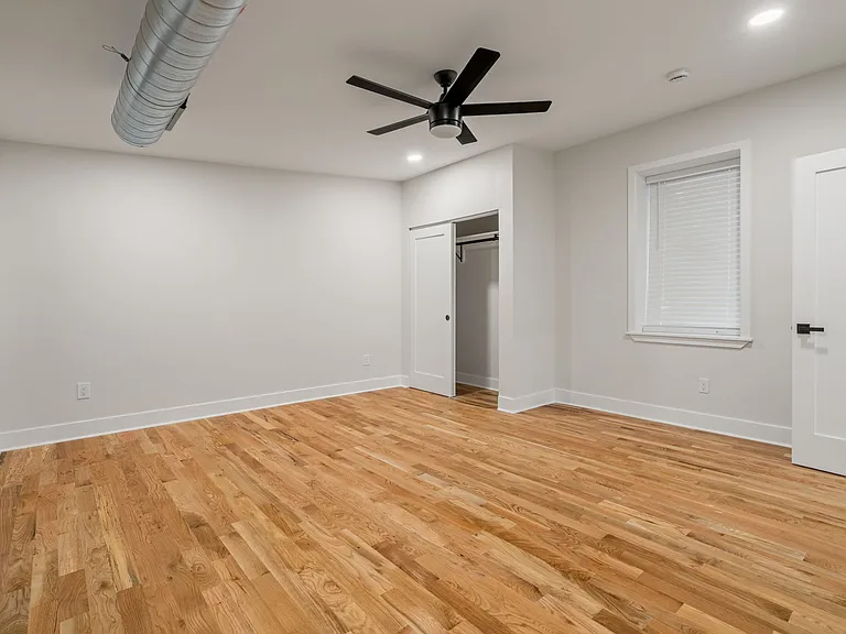 1629 E Eyre St — Photo 27