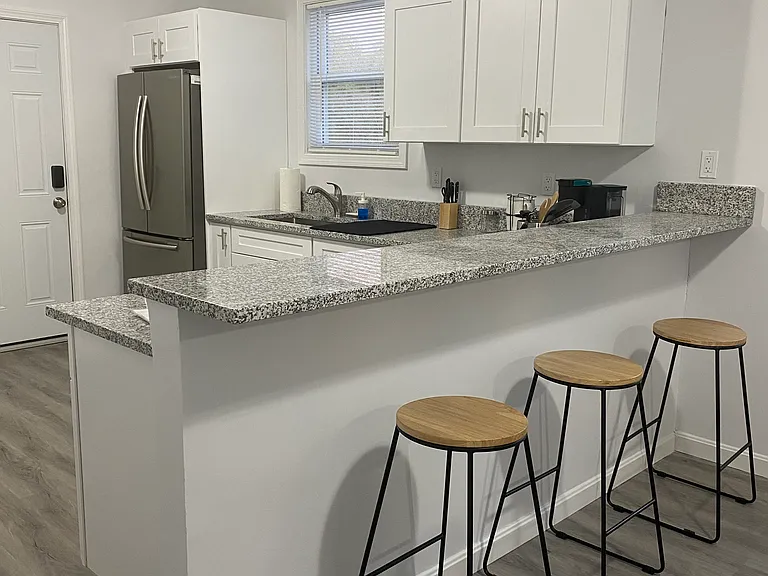 383 Academy Ave #2 — Photo 6