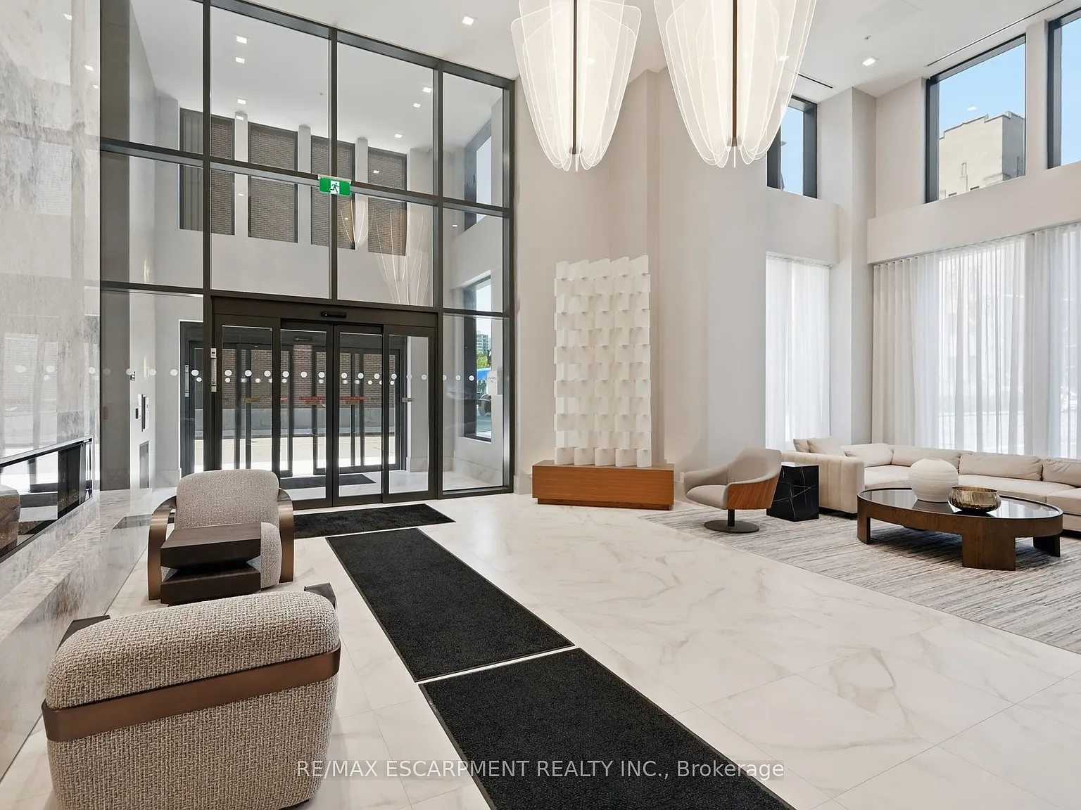 2 bed, $2,200 — Photo 4