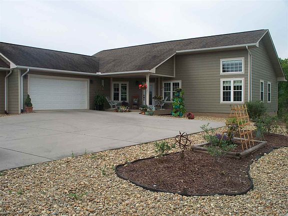 2nd image of 1425 Carty Ct