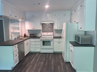 817 Bolivar St #B, Denton, TX 76201