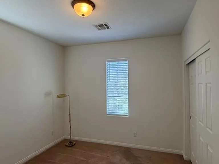 11917 Arenoso Dr — Photo 10