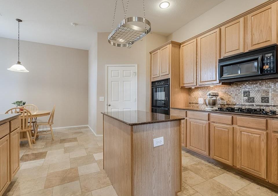 1st image of 7428 Seawood Dr