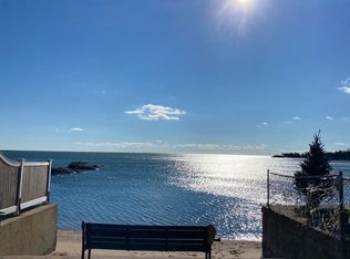 132 Shore Dr #1, Branford, CT 06405