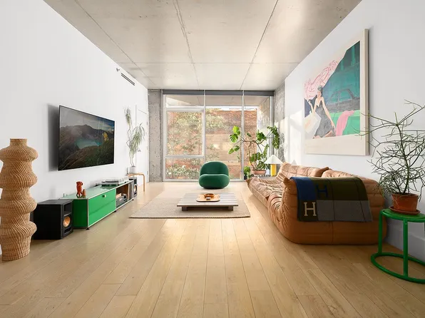 115 Norfolk St APT 202, New York, NY 10002