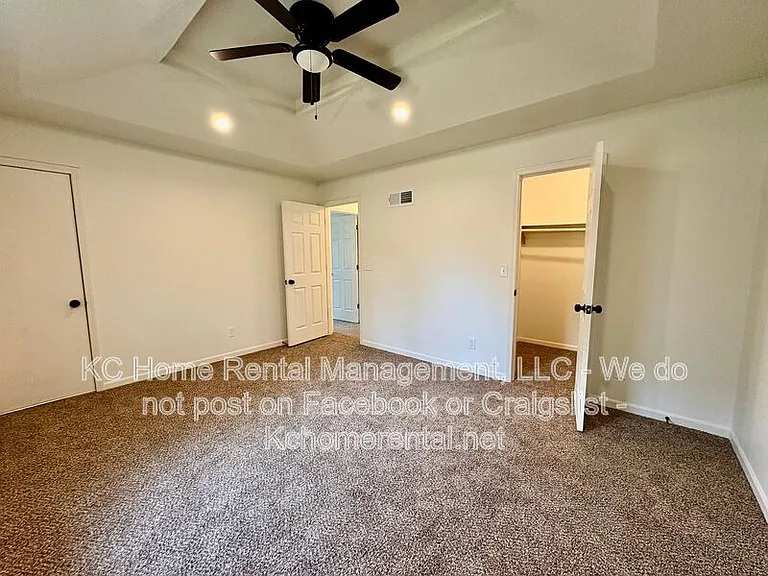 307B E Main St — Photo 22
