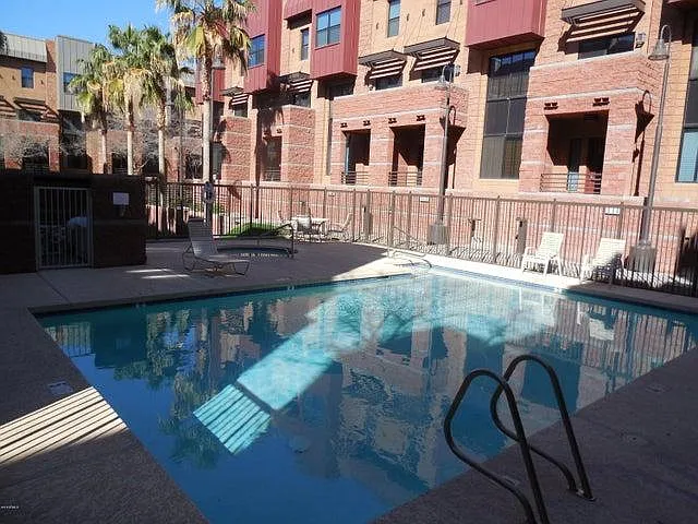 330 S Farmer Ave #103 — Photo 30
