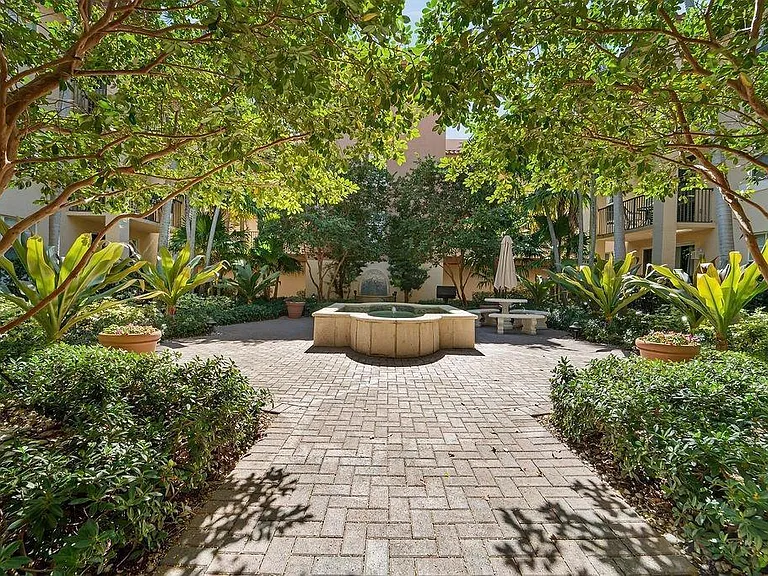 1801 N Flagler Dr #835 — Photo 8