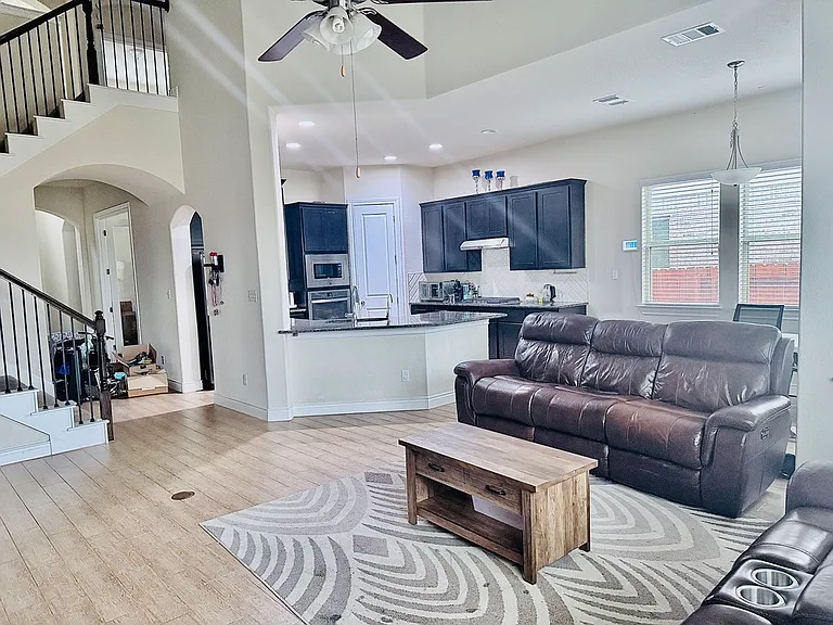 3925 Gildas Path — Photo 4