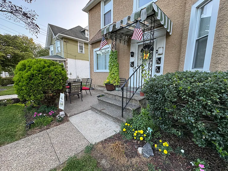112 S Scott Ave #1 — Photo 22