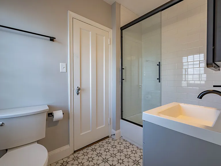 2645-2649 Erie Ave #31 — Photo 3