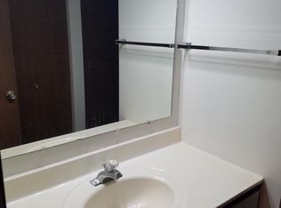 5735 N Autumn Ridge Ct #C, Peoria, IL 61615