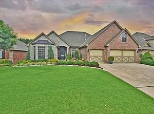 2409 Flint Ridge Rd, Edmond, OK 73003
