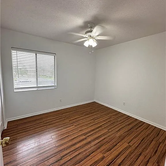 4629 Bayshore Dr #J7 — Photo 8
