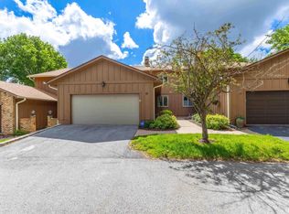 6401 Utica Ridge Rd UNIT 18, Davenport, IA 52807