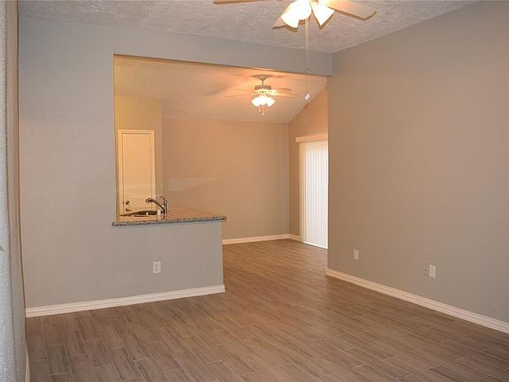 2nd image of 11822 Westlock Dr