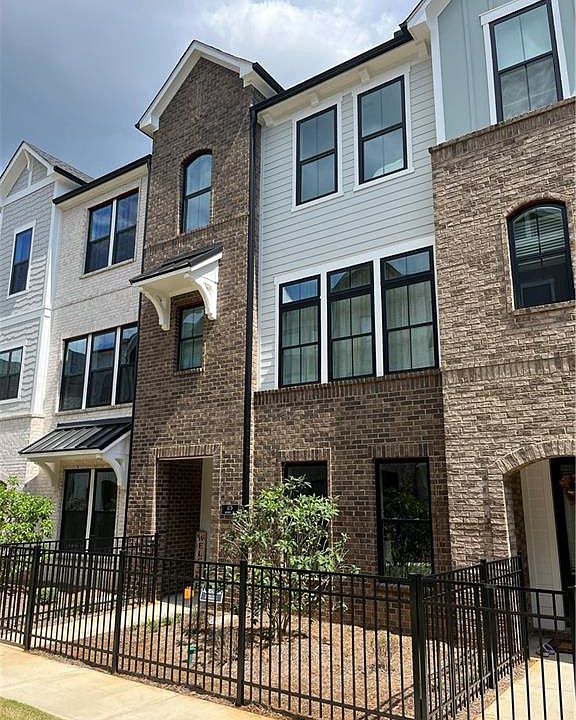 1st image of 305 Walker Avenue Dr #123