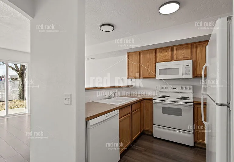 4935 N Jasmine Ln #1 — Photo 4