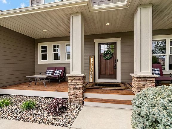 5th image of 17197 Hollyhock Ct