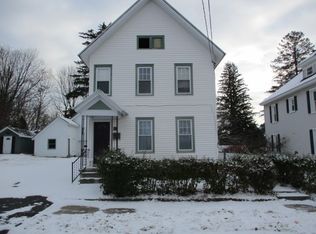 8 Helwig St, Gloversville, NY 12078