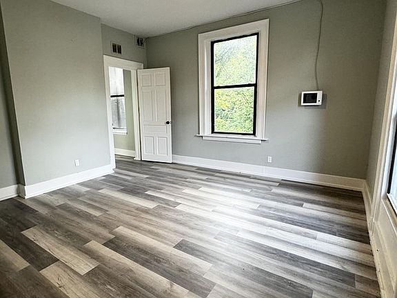 4th image of 241 Gilman Ave #4