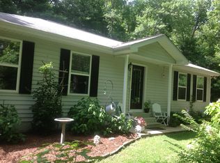 405 Rambling Dr, Hendersonville, NC 28739
