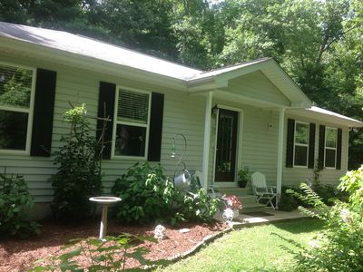 405 Rambling Dr, Hendersonville, NC, 28739