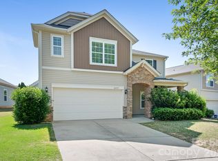 2059 Blue Iris Dr, Matthews, NC 28104