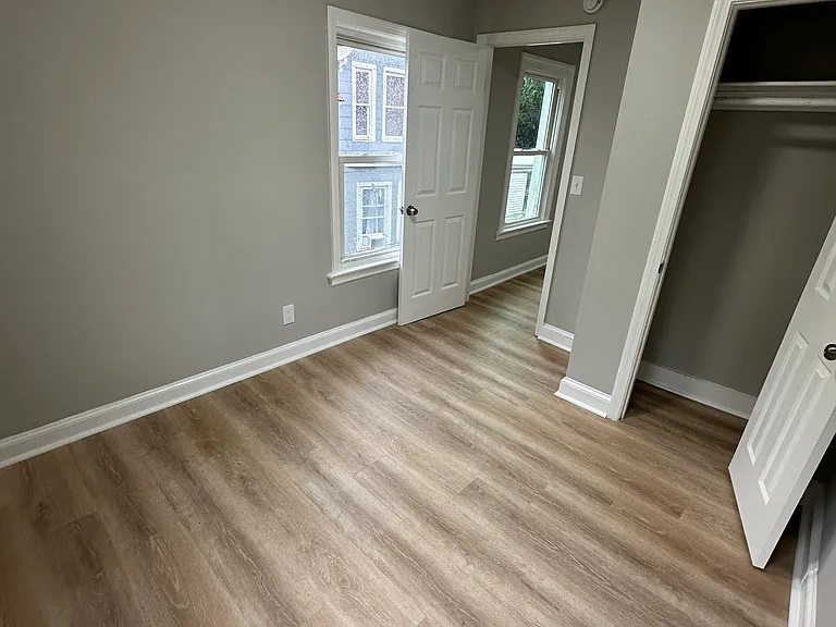 433 Greenwich Ave #2 — Photo 15