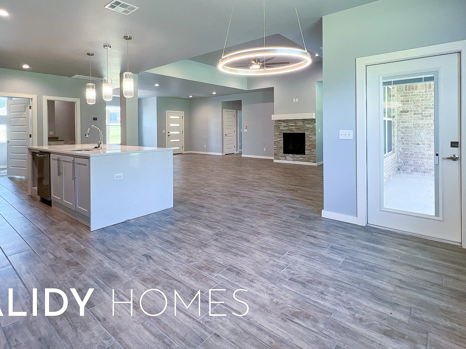 1760 Salma Road - 1 — Photo 4