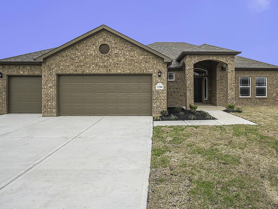 1st image of 12368 Pecan Dr