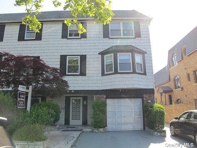 1st image of 1566 Waters Edge Dr Floor 1