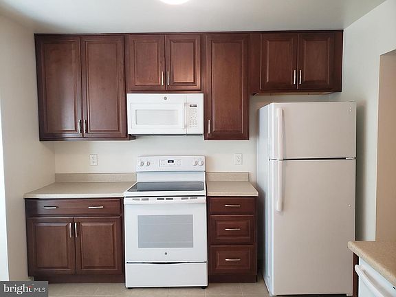 5th image of 5732 Lofthill Ct