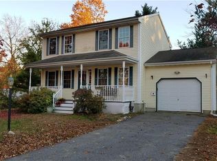 28 Urban Ave, Warwick, RI 02888