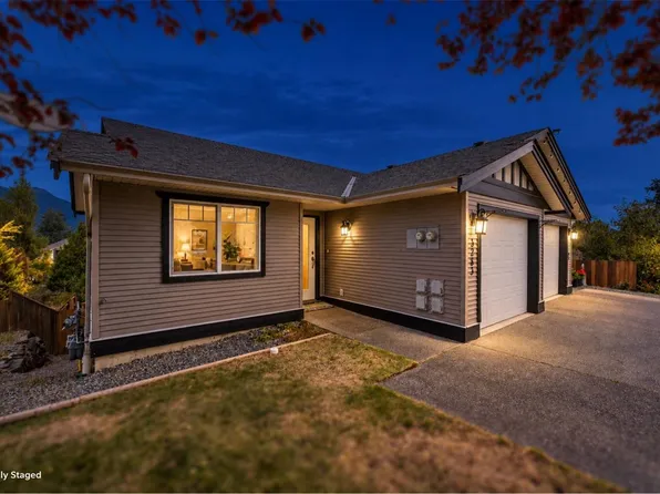3283 Renita Ridge Rd, North Cowichan, BC V9L 5J6