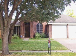 4607 Silverlake Dr, Sugar Land, TX 77479